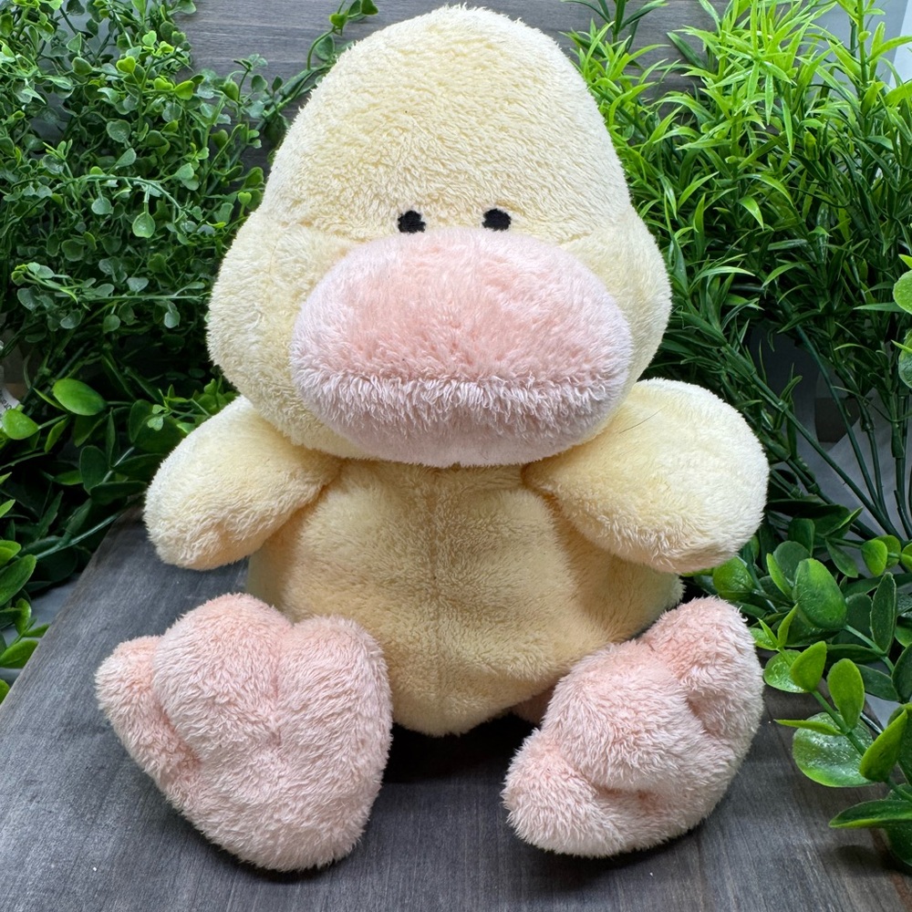 TY Pluffies Collection “Puddles” the Adorable Duck Plush *Rare!* (9 inch).